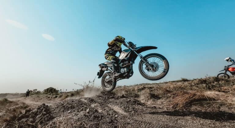 dirt bike race redhills 768x419